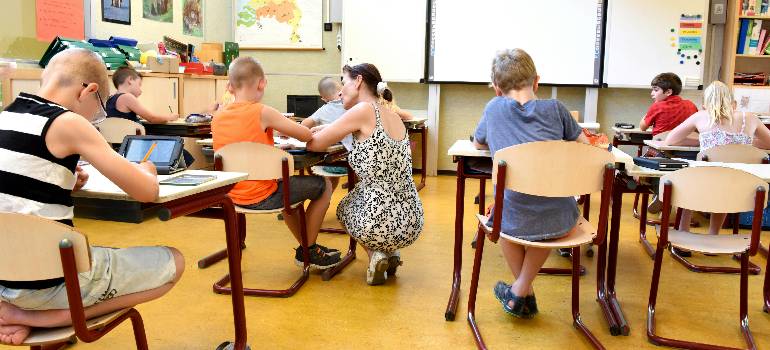 Top reasons families are choosing to relocate to Morrow Ohio 4 Classroom visit helps parents planning moving to Morrow