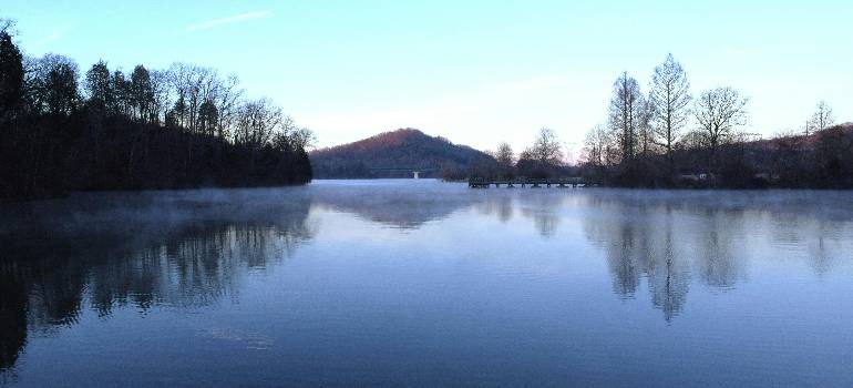 The best places in Ohio for outdoor enthusiasts 9 Quiet lake view in places in Ohio for outdoor enthusiasts